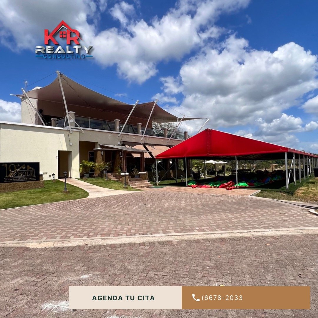 VENTA DE CASA DE ESQUINA CON PISCINA EN TUCÁN COUNTRY CLUB & GOLF
