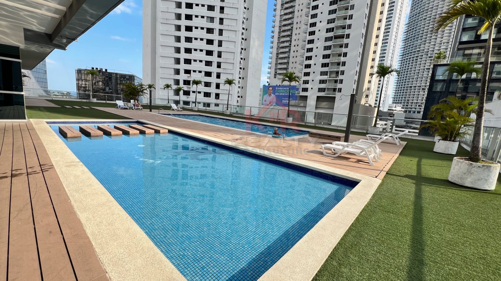 VENTA DE APARTAMENTO EN COLORES DE BELLA VISTA AMOBLADO , NEGOCIABLE