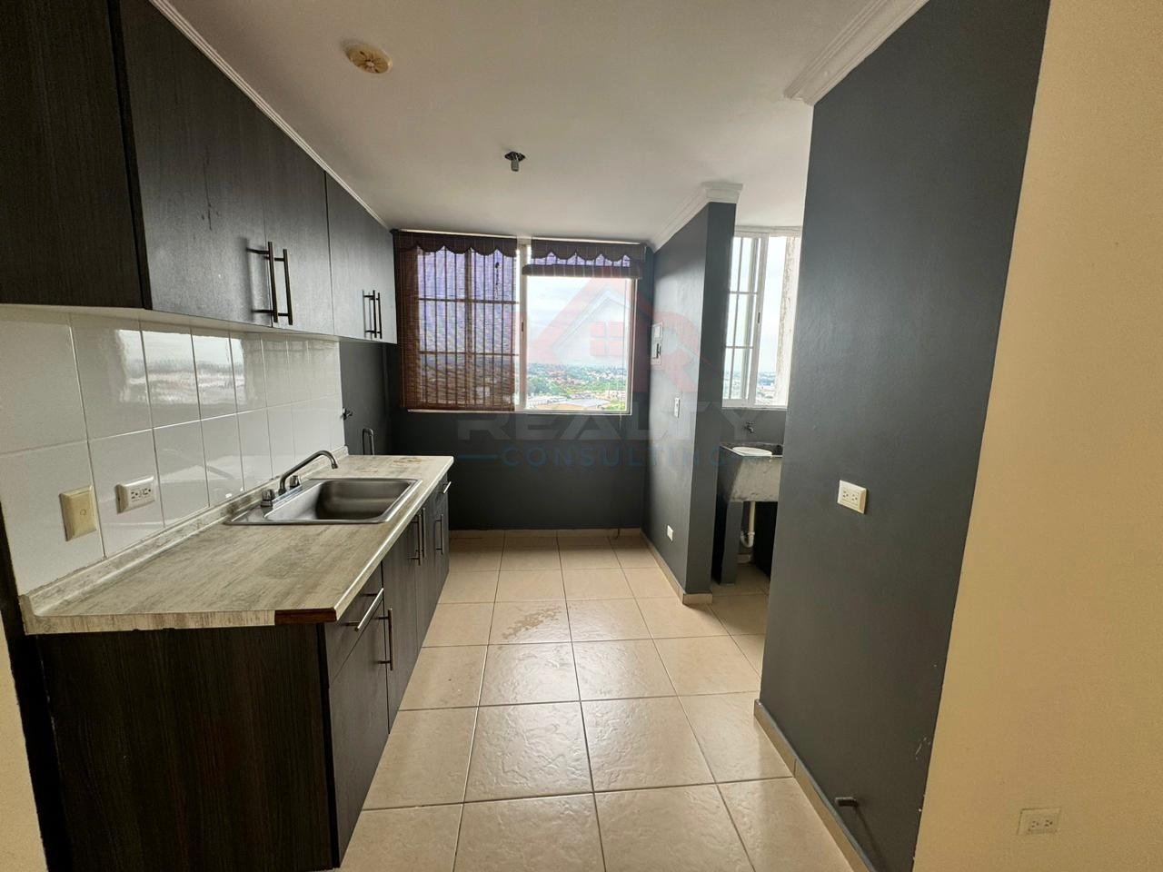 ALQUILER DE APARTAMENTO EN EL CRISOL PH MYSTIC HILLS