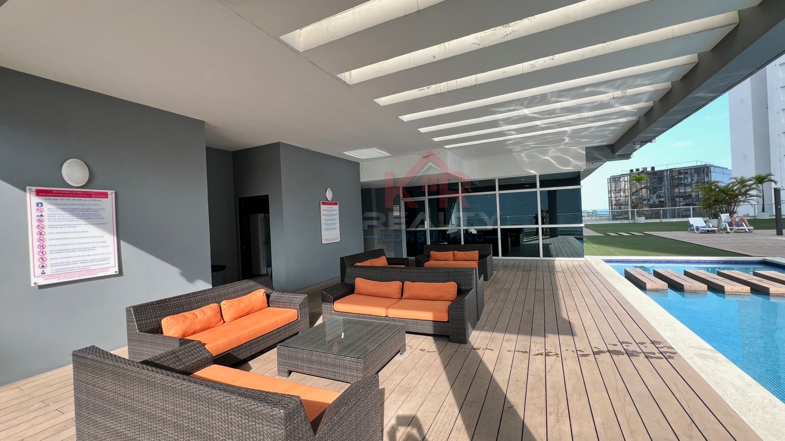 VENTA DE APARTAMENTO EN COLORES DE BELLA VISTA AMOBLADO , NEGOCIABLE