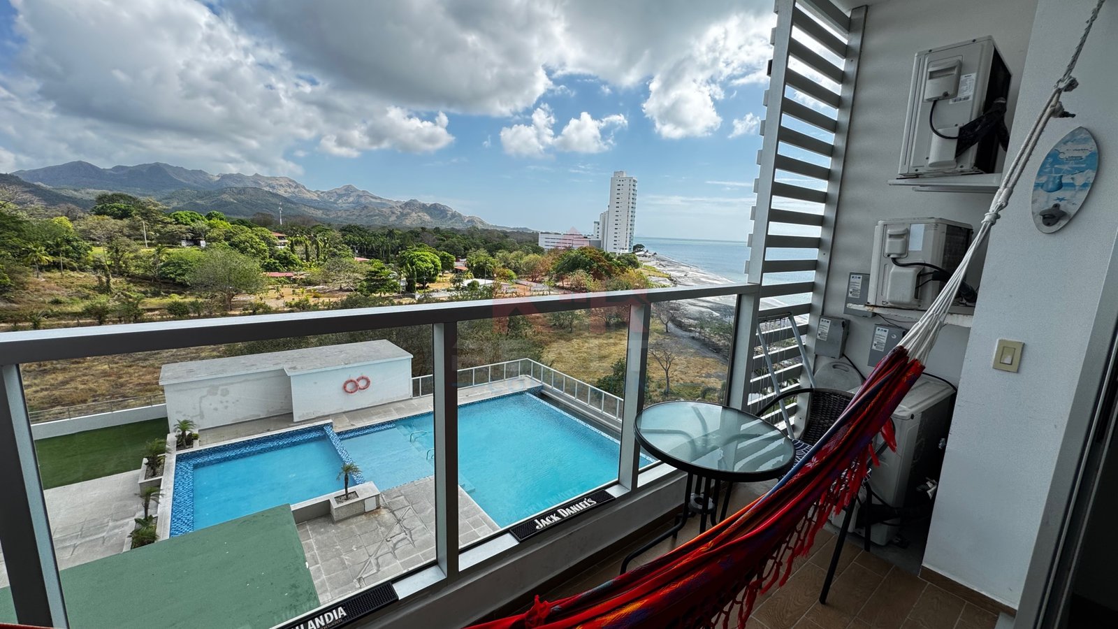 APARTAMENTO EN VENTA EN GORGONA, ROYAL PALM, INVERSIONISTA o JUBILADO