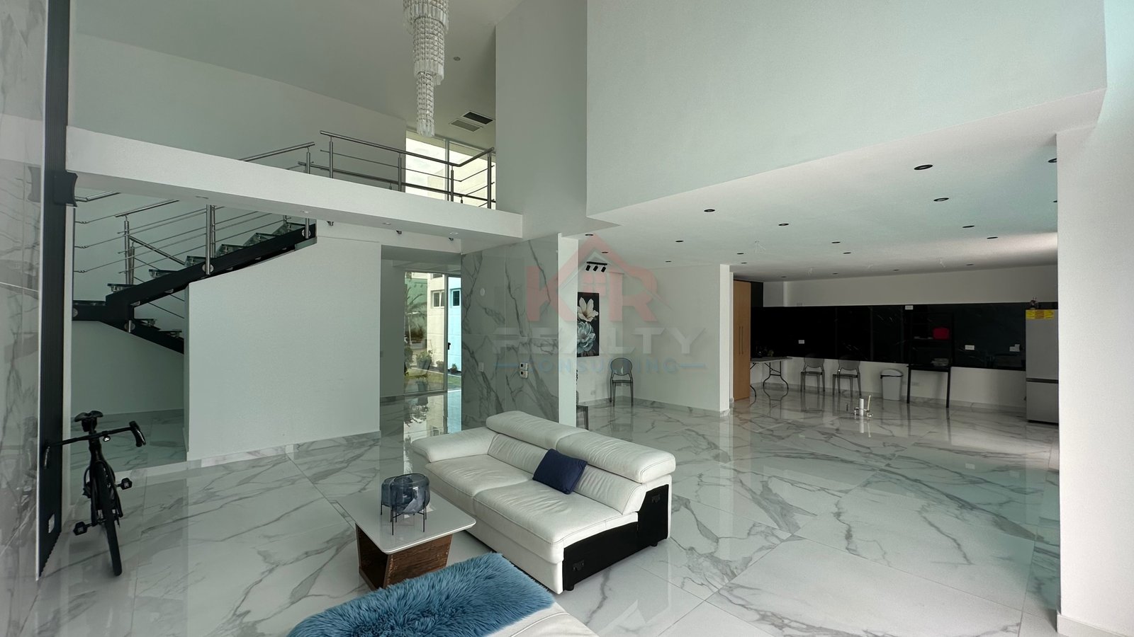 VENTA DE CASA EN COSTA ESMERALDA COSTA SUR, DE LUJO REMODELADA. VENTA DE CASA EN COSTA ESMERALDA COSTA SUR, DE LUJO REMODELADA.