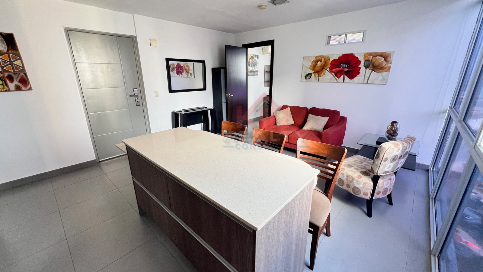 VENTA DE APARTAMENTO EN COLORES DE BELLA VISTA AMOBLADO , NEGOCIABLE