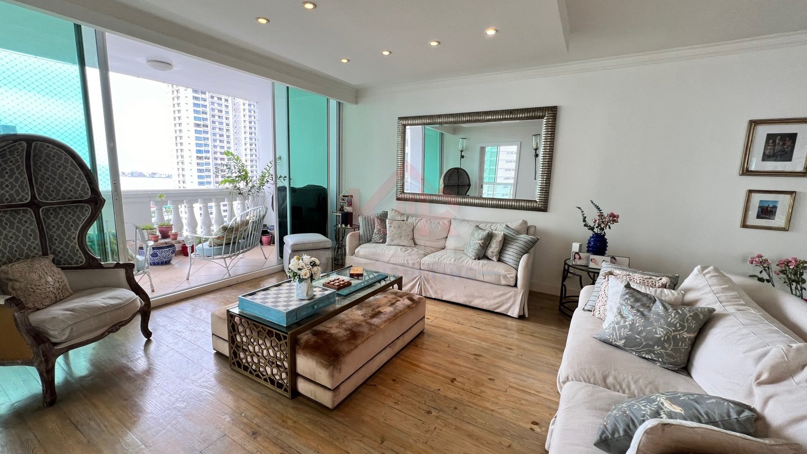 VENTA DE APARTAMENTO EN P.H. DAVINCI COCO DEL MAR, $350,000