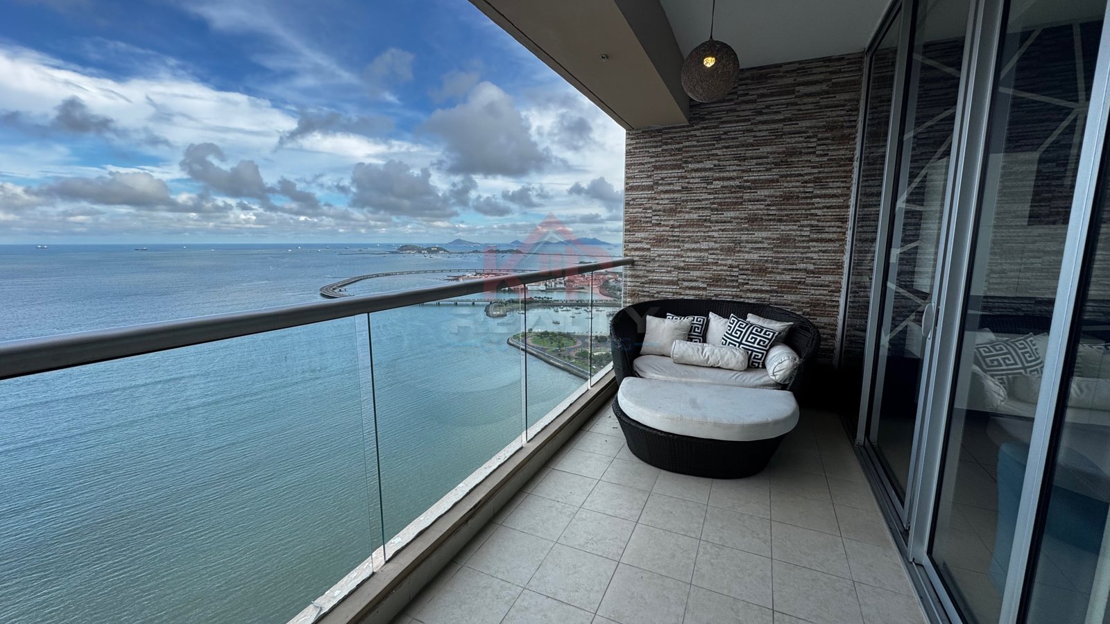 APARTAMENTO EN ALQUILER, AV. BALBOA RIVAGE, VISTA AL MAR, AMOBLADO APARTAMENTO EN ALQUILER, AV. BALBOA RIVAGE, VISTA AL MAR, AMOBLADO