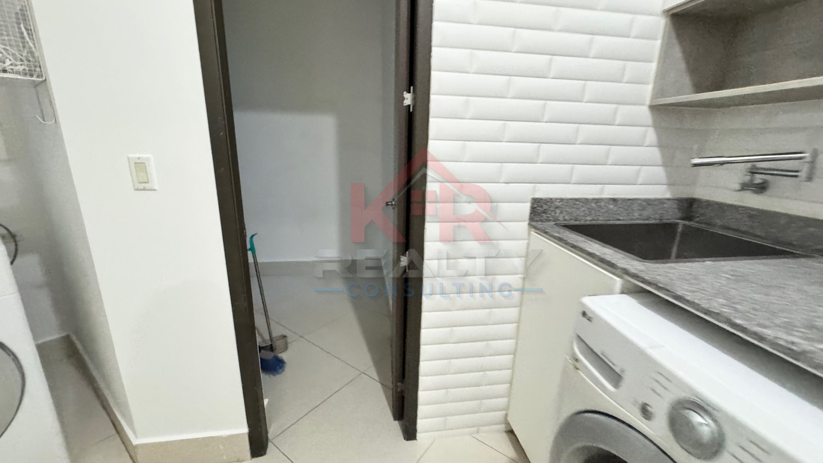 ALQUILER DE APARTAMENTO EN COSTA DEL ESTE SEMI AMOBLADO