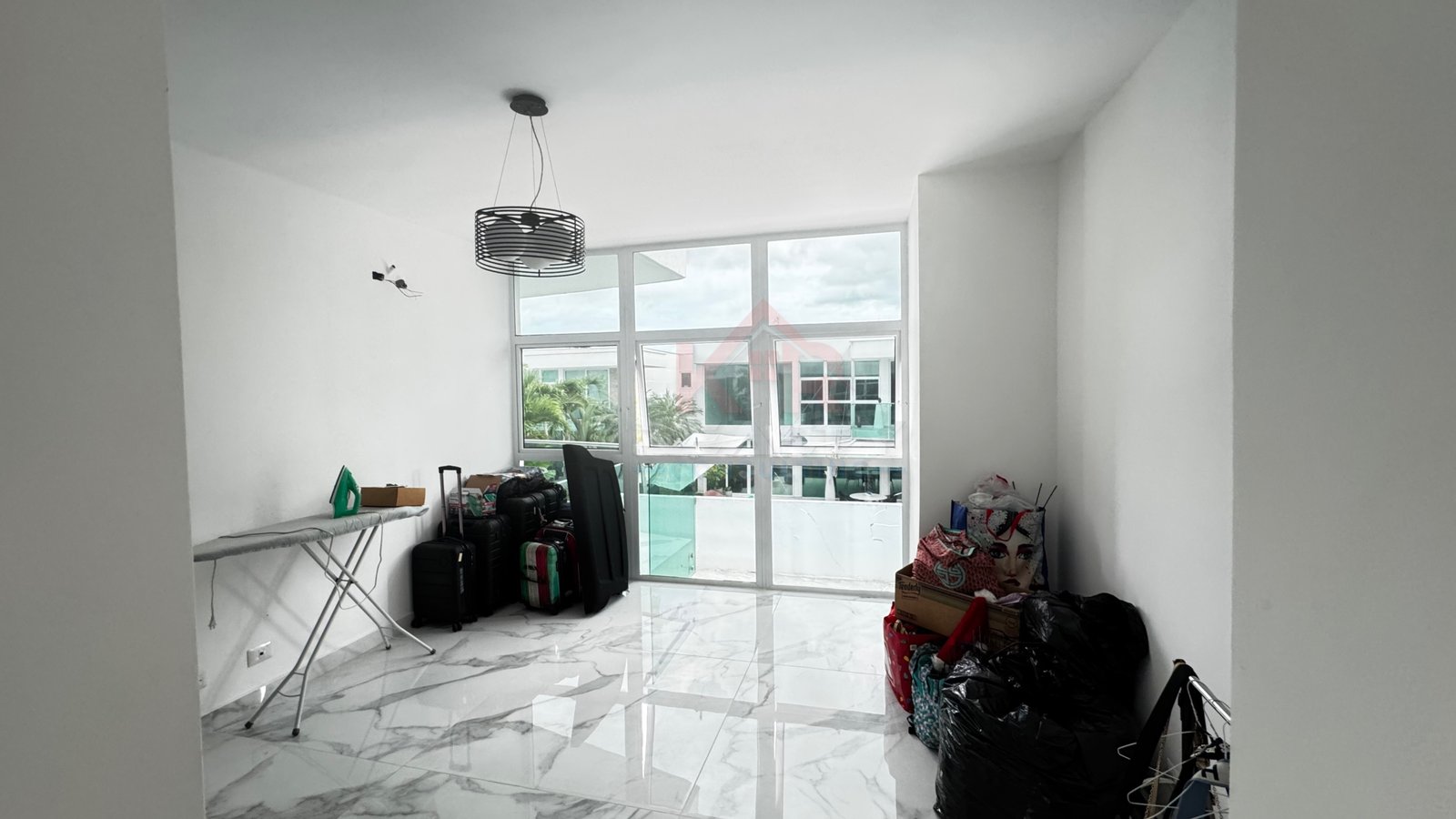 VENTA DE CASA EN COSTA ESMERALDA COSTA SUR, DE LUJO REMODELADA. VENTA DE CASA EN COSTA ESMERALDA COSTA SUR, DE LUJO REMODELADA.