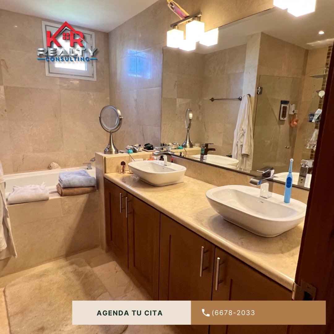VENTA DE CASA DE ESQUINA CON PISCINA EN TUCÁN COUNTRY CLUB & RESORT: VENTA DE CASA DE ESQUINA CON PISCINA EN TUCÁN COUNTRY CLUB & RESORT: