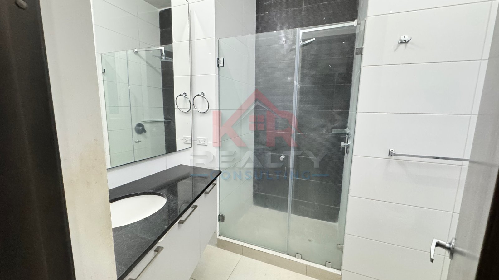 ALQUILER DE APARTAMENTO EN COSTA DEL ESTE SEMI AMOBLADO