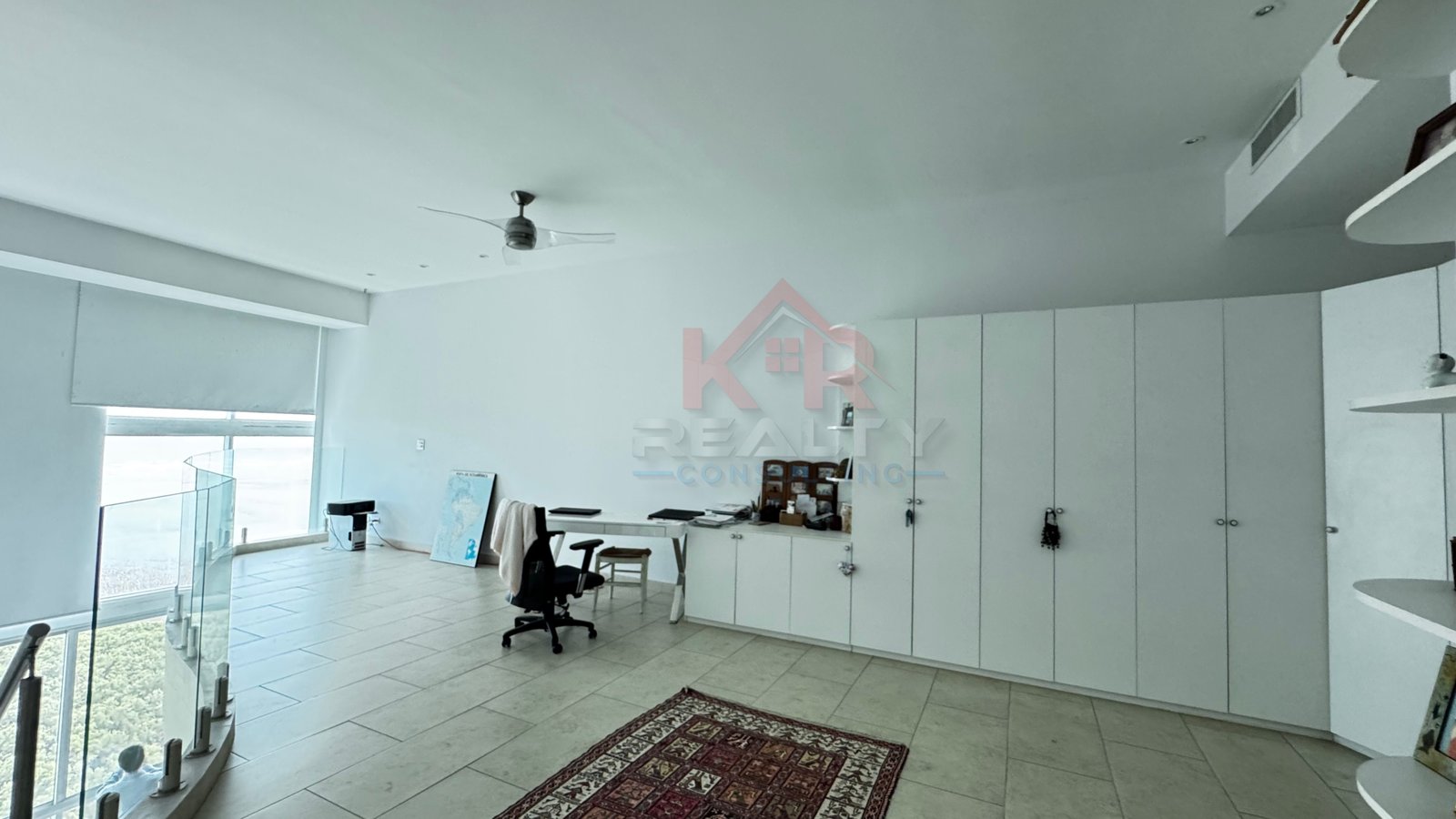 VENTA DE APARTAMENTO EN COSTA DEL ESTE EN EL P.H. VITRI REMODELADO. VENTA DE APARTAMENTO EN COSTA DEL ESTE EN EL P.H. VITRI REMODELADO.