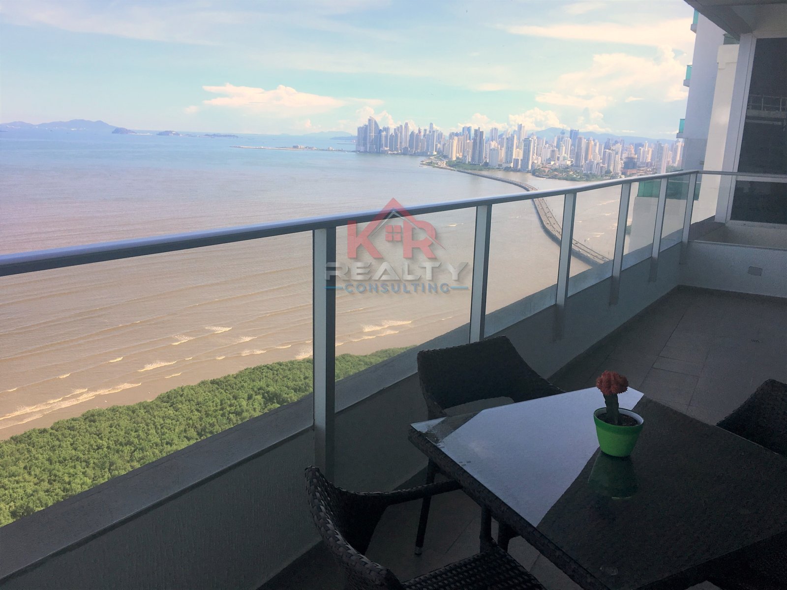 ALQUILER EN COSTA DEL ESTE, APARTAMENTO AMOBLADO, PRIMERA LÍNEA ALQUILER EN COSTA DEL ESTE, APARTAMENTO AMOBLADO, PRIMERA LÍNEA