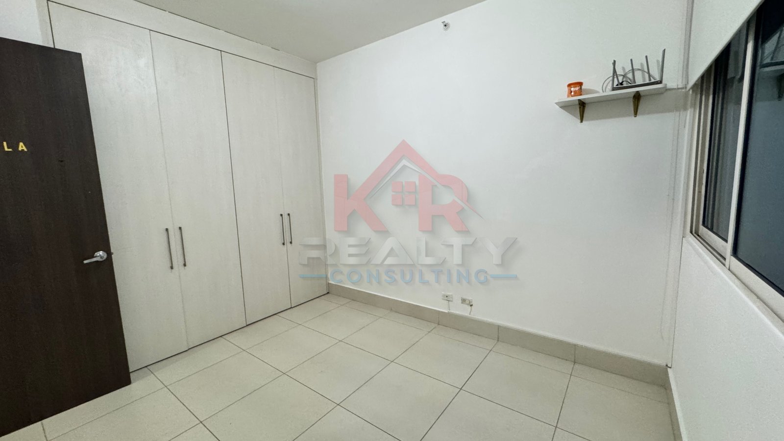 ALQUILER DE APARTAMENTO EN COSTA DEL ESTE SEMI AMOBLADO