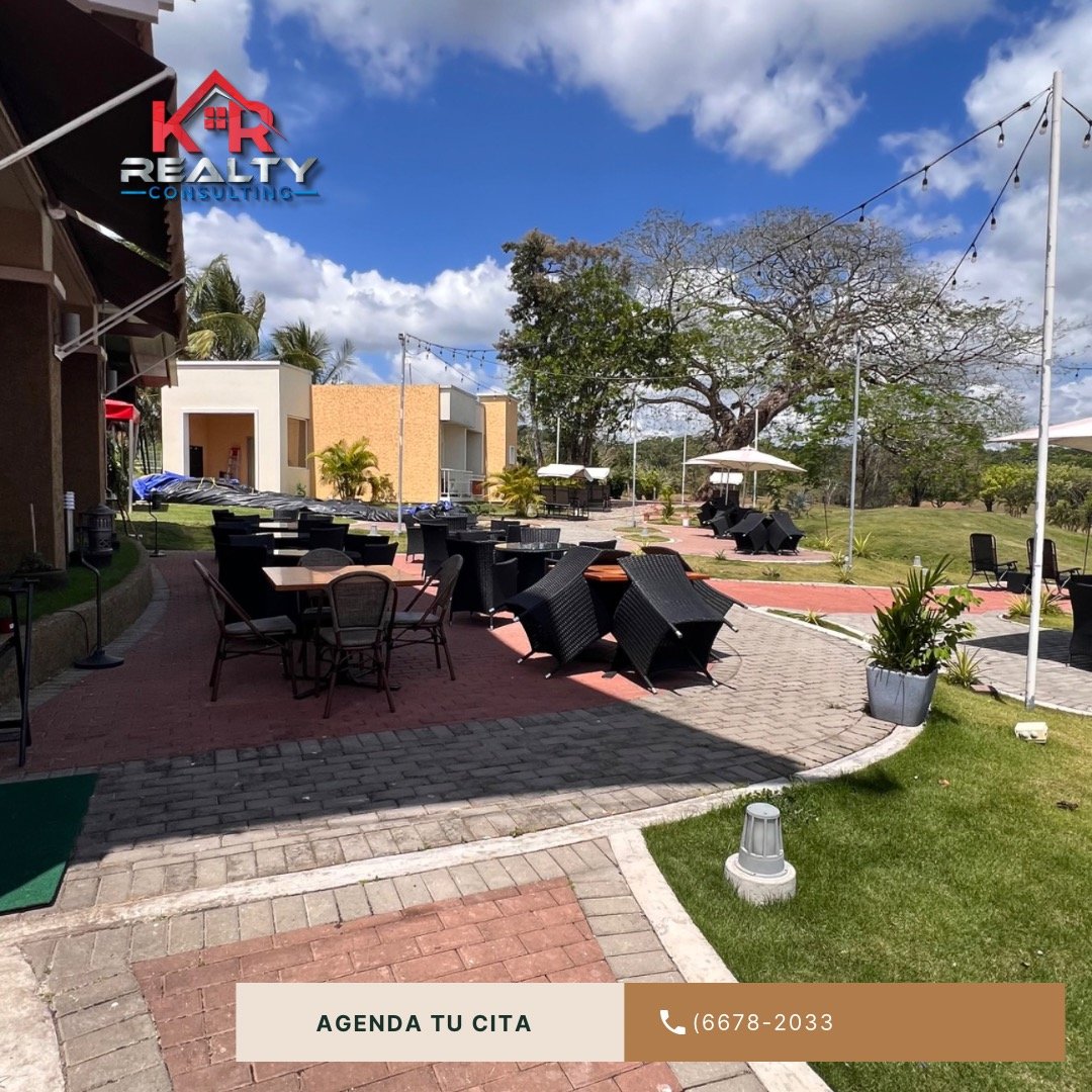 VENTA DE CASA DE ESQUINA CON PISCINA EN TUCÁN COUNTRY CLUB & GOLF