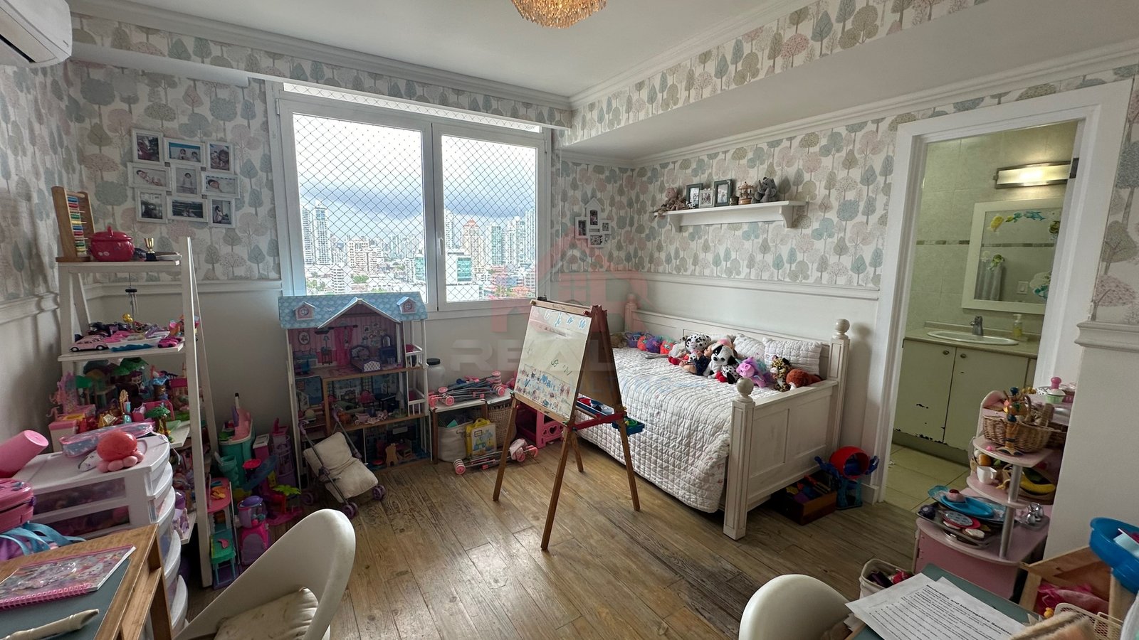 VENTA DE APARTAMENTO EN P.H. DAVINCI COCO DEL MAR, $350,000