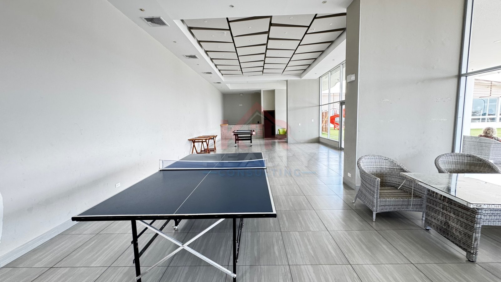 APARTAMENTO EN VENTA EN GORGONA, ROYAL PALM, INVERSIONISTA o JUBILADO