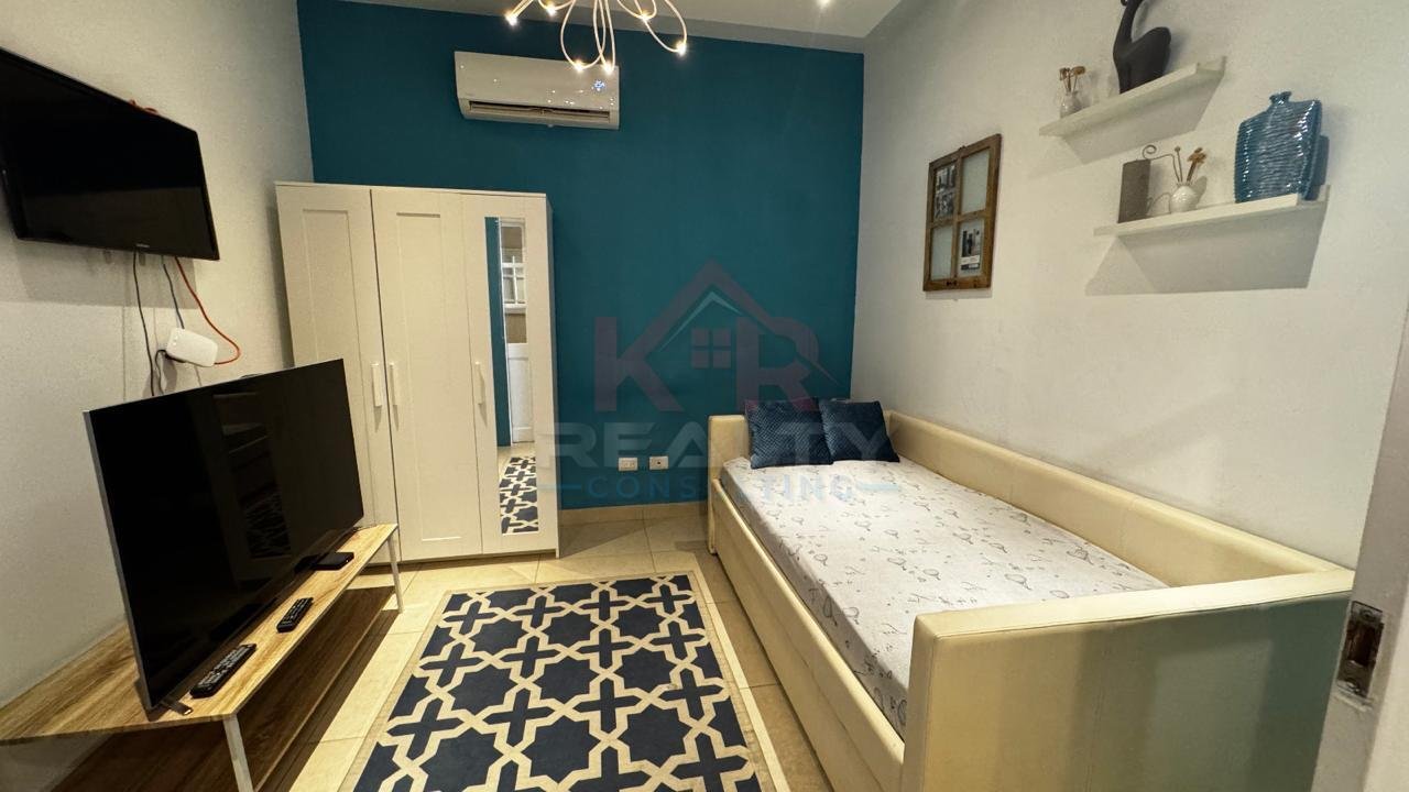 ALQUILER DE APARTAMENTO AMOBLADO EN AVENIDA BALBOA, P.H. RIVAGE VISTA AL MAR