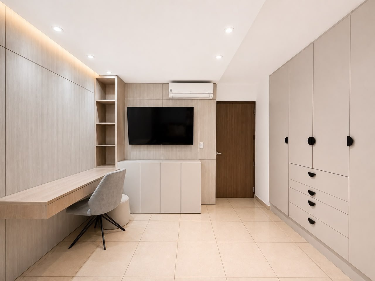 APARTAMENTO REMODELADO EN PH SOL DEL ESTE, COSTA DEL ESTE | 147 M²