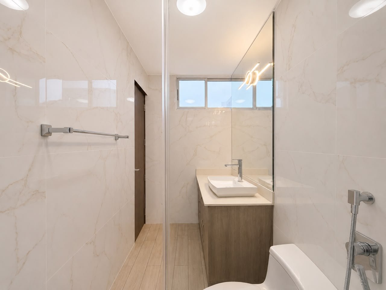 APARTAMENTO REMODELADO EN PH SOL DEL ESTE, COSTA DEL ESTE | 147 M²