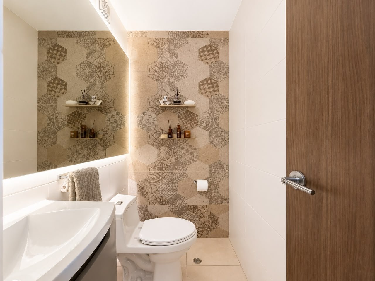 APARTAMENTO REMODELADO EN PH SOL DEL ESTE, COSTA DEL ESTE | 147 M²